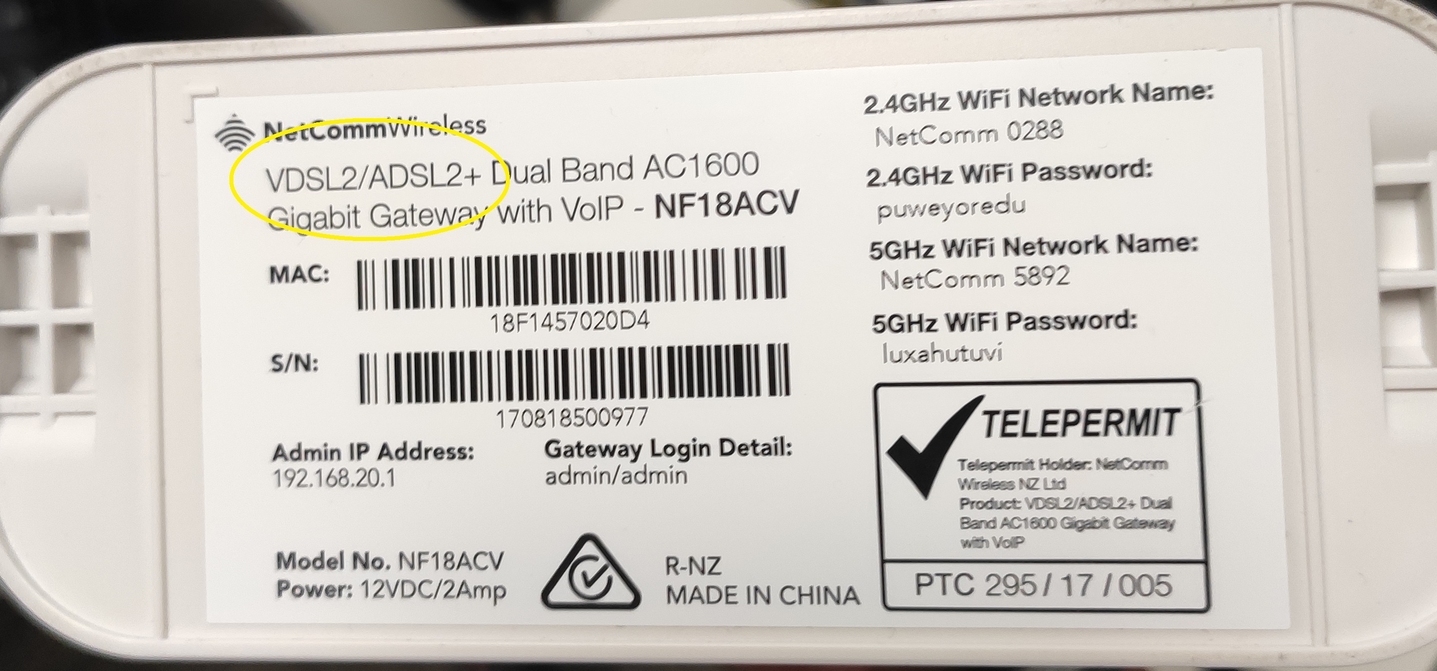 This router’s label indicates it is compatible with both VDSL (for nbn FttN/B) and older ADSL internet connections.